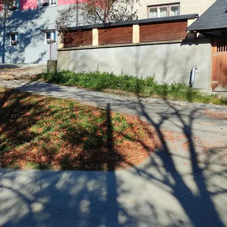 Nyaraló U Kolára *